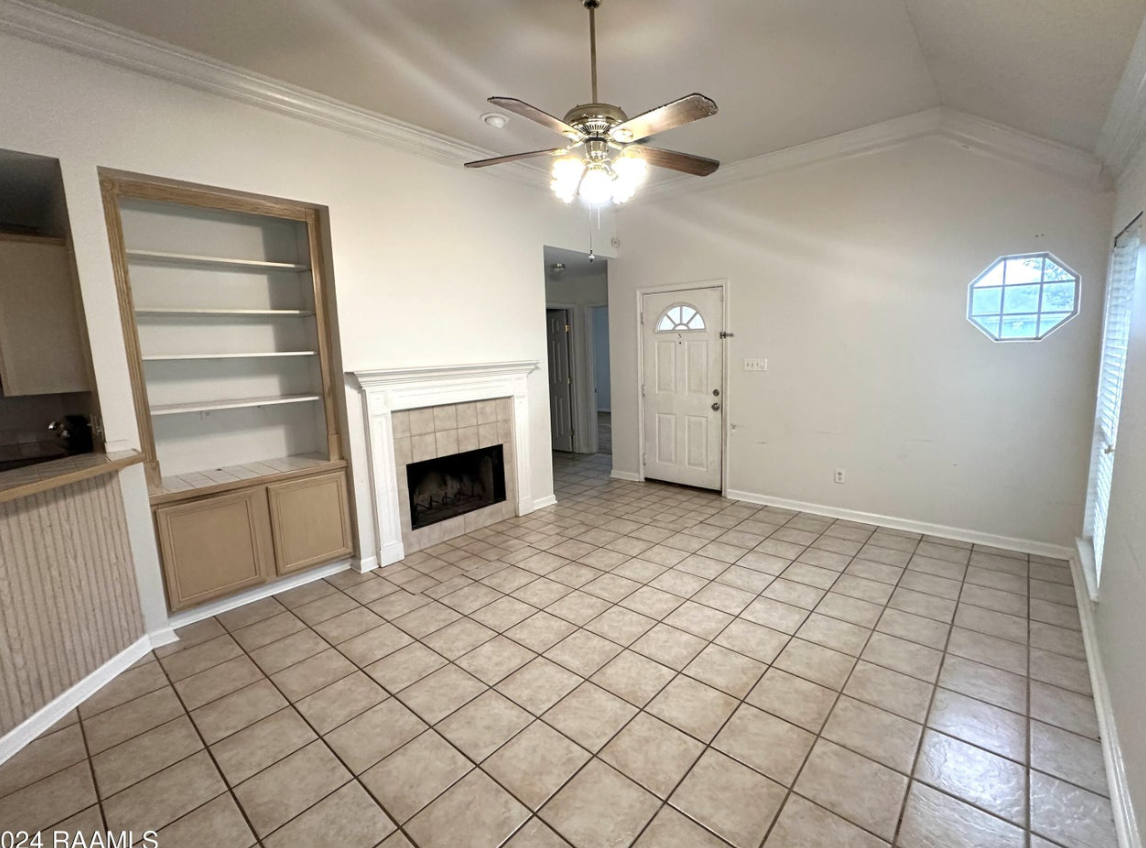 130 Edie Ann Dr #1 - Photo 3 of 9