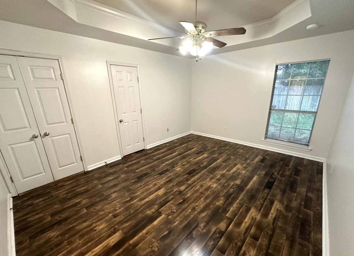 130 Edie Ann Dr #1 - Photo 6 of 9