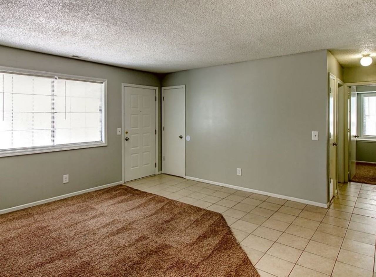 Autumn Place Apartments - Photo 2 of 32