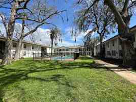 featured image of 500 Willow Dr