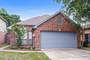 featured image of 941 Azalia Dr