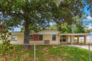 featured image of 5220 Seaspray Ave