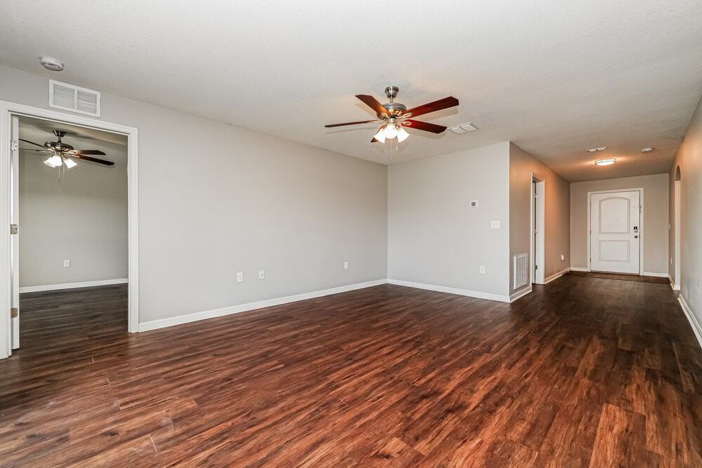 720 Chatham Walk Dr - Photo 3 of 16