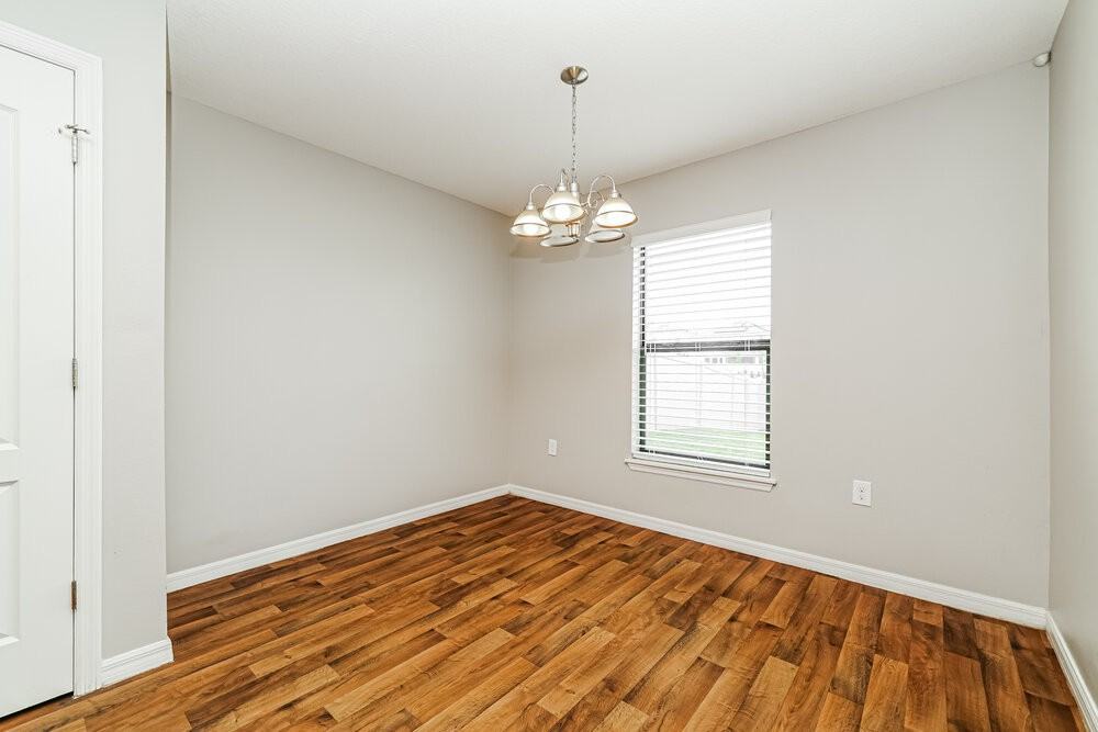 720 Chatham Walk Dr - Photo 5 of 16