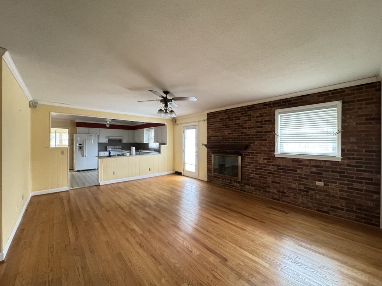 1032 Belmorrow Dr #1 - Photo 7 of 28