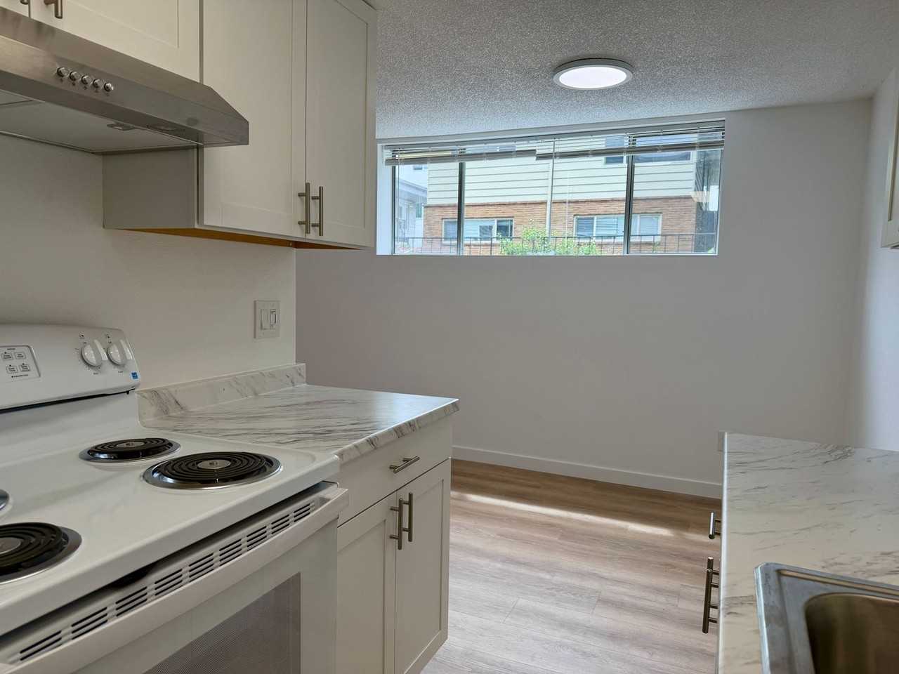 1443 DK NW 61st Street - Photo 5 of 34