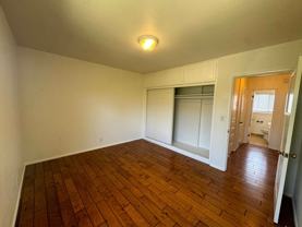 1935 Cloverfield Blvd - Photo 1 of 1