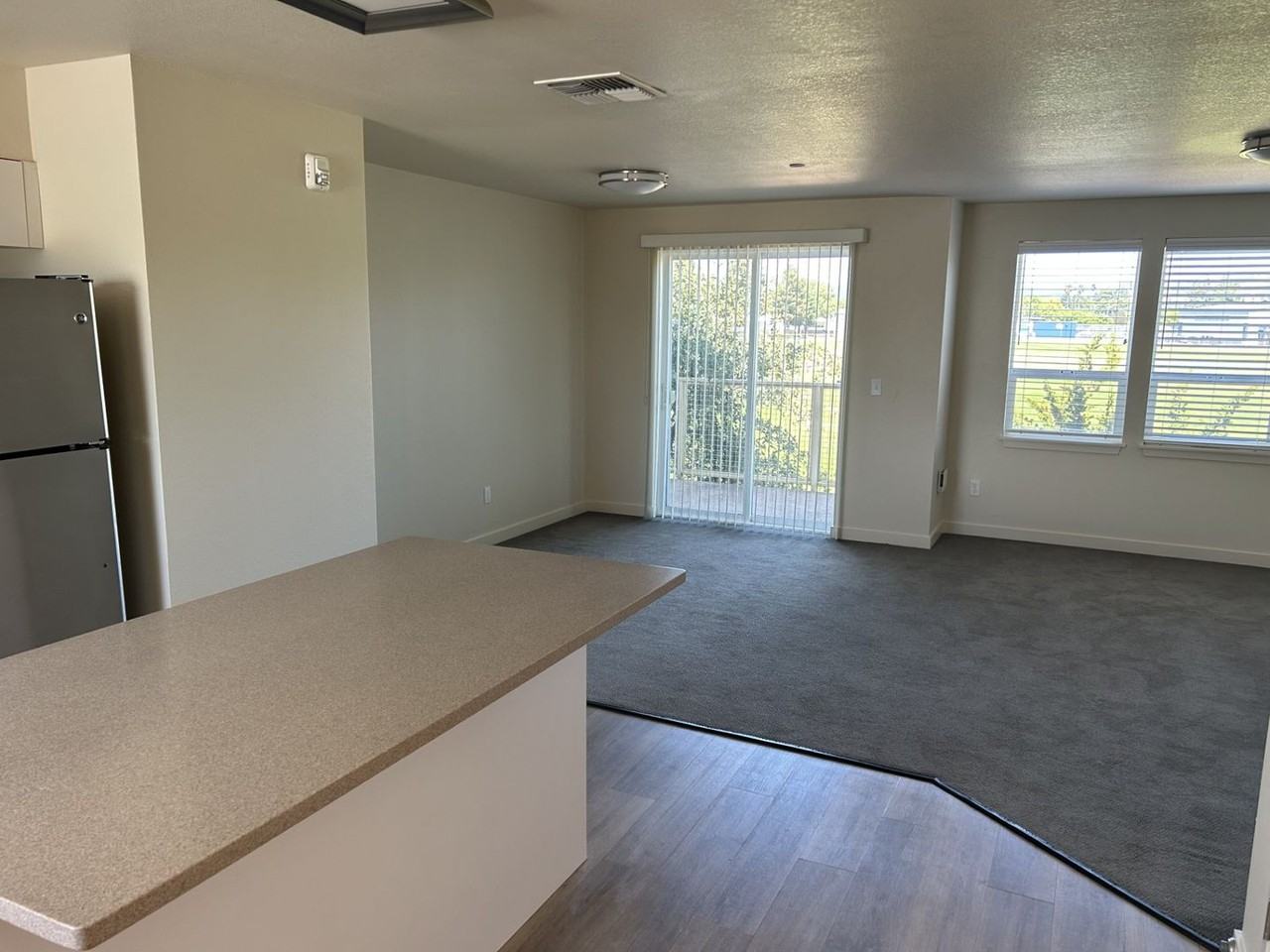 445 445 Southwest Blvd. - 10 #10 - Photo 3 of 25
