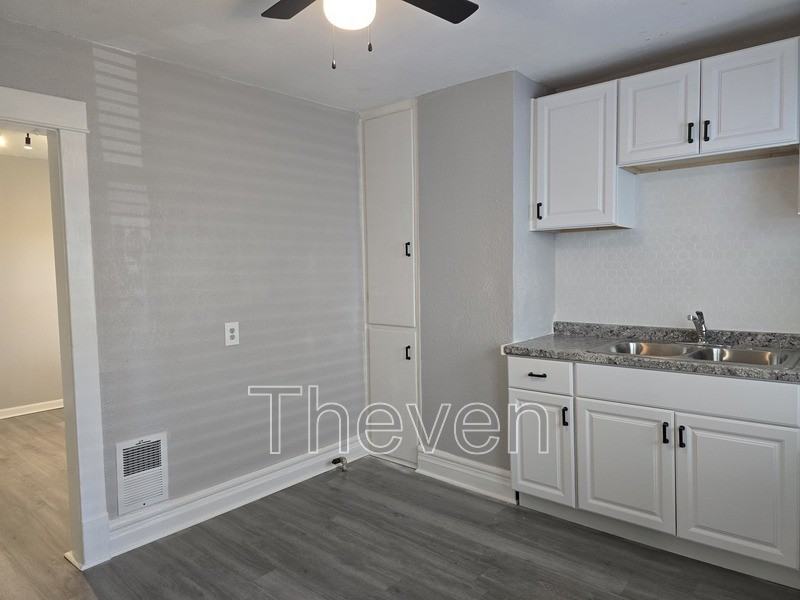 97 Davidson Ave - Photo 5 of 18