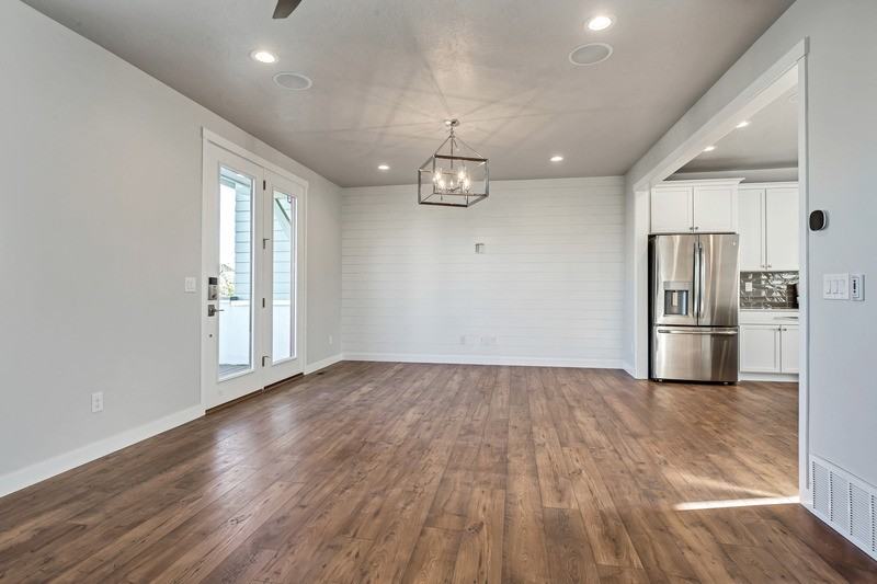 10552 S Oquirrh Lake Rd - Photo 7 of 17