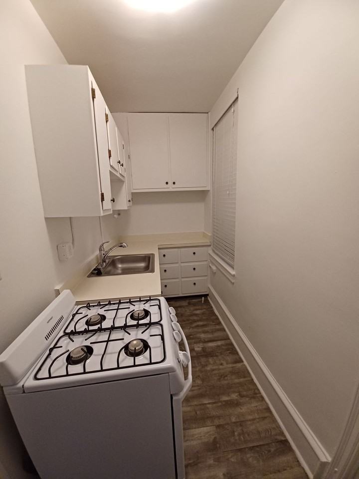 2 Linden Ave - Photo 3 of 14