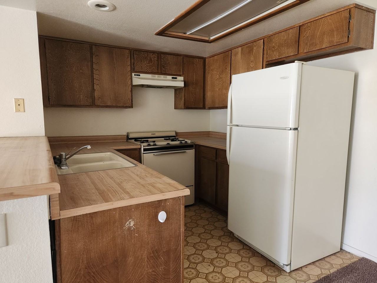 3800 Desert Marina Dr #164 - Photo 7 of 14