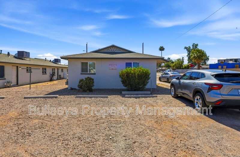 5645 S 6th St #2 - Photo 2 of 15