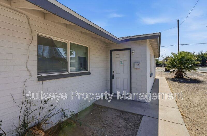 5645 S 6th St #2 - Photo 3 of 15