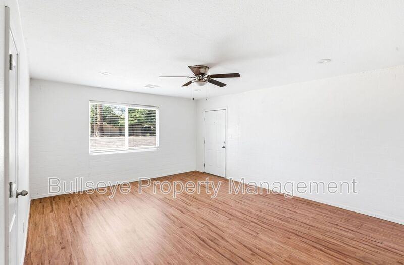 5645 S 6th St #2 - Photo 5 of 15