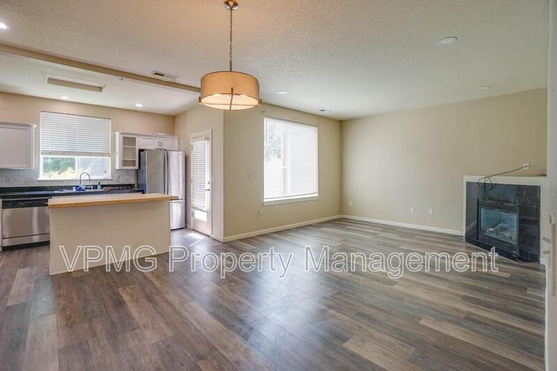 4013 Ne 89th Way - Photo 4 of 28