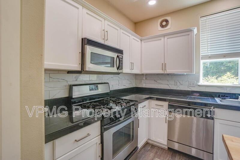 4013 Ne 89th Way - Photo 7 of 28