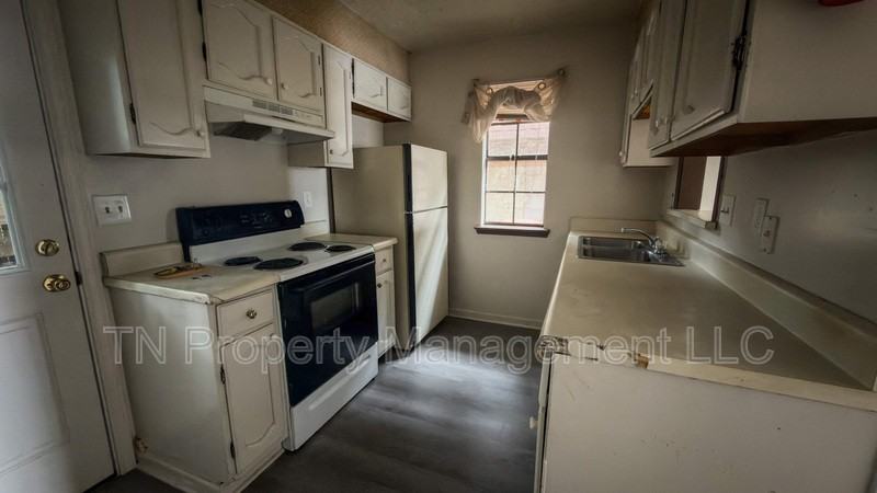 108 Rue Royale - Photo 3 of 8
