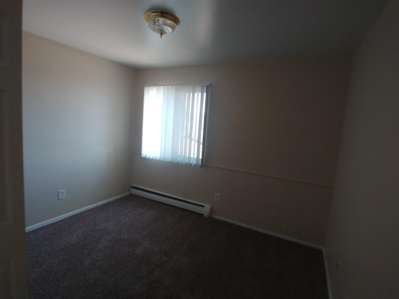 Bruin Manor (TS) - Photo 7 of 31