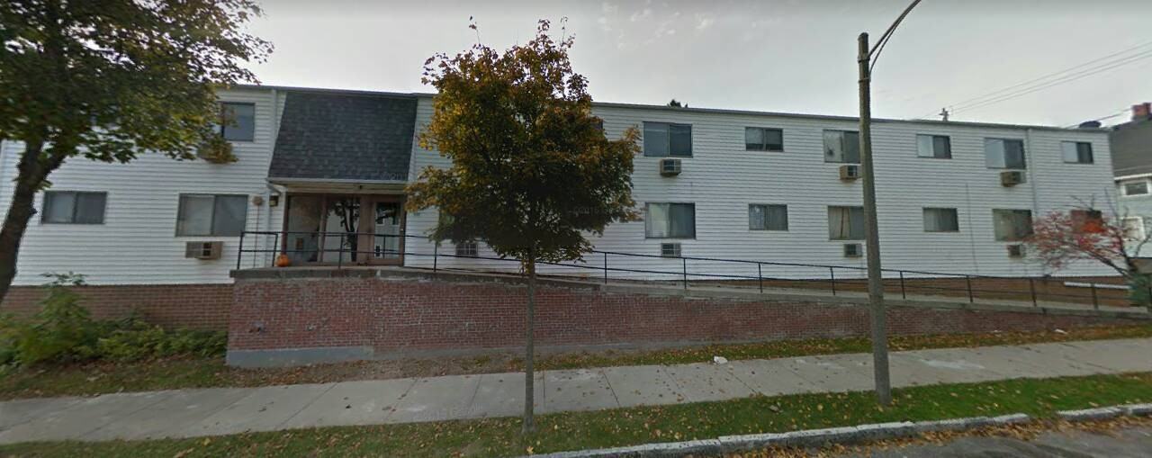 939 E Homer St - Photo 6 of 6