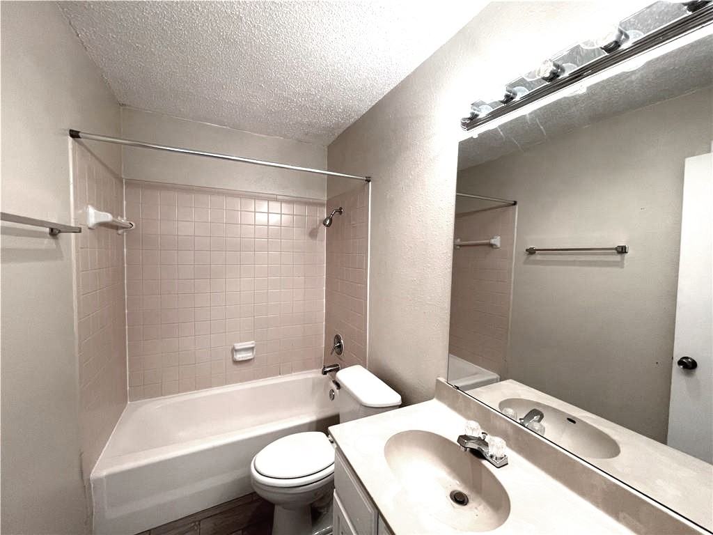 8911 Schick Road - Photo 7 of 10