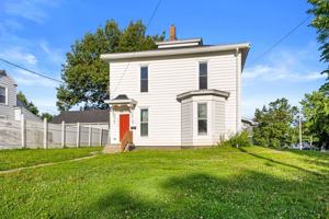 featured image of 114 N 7th St