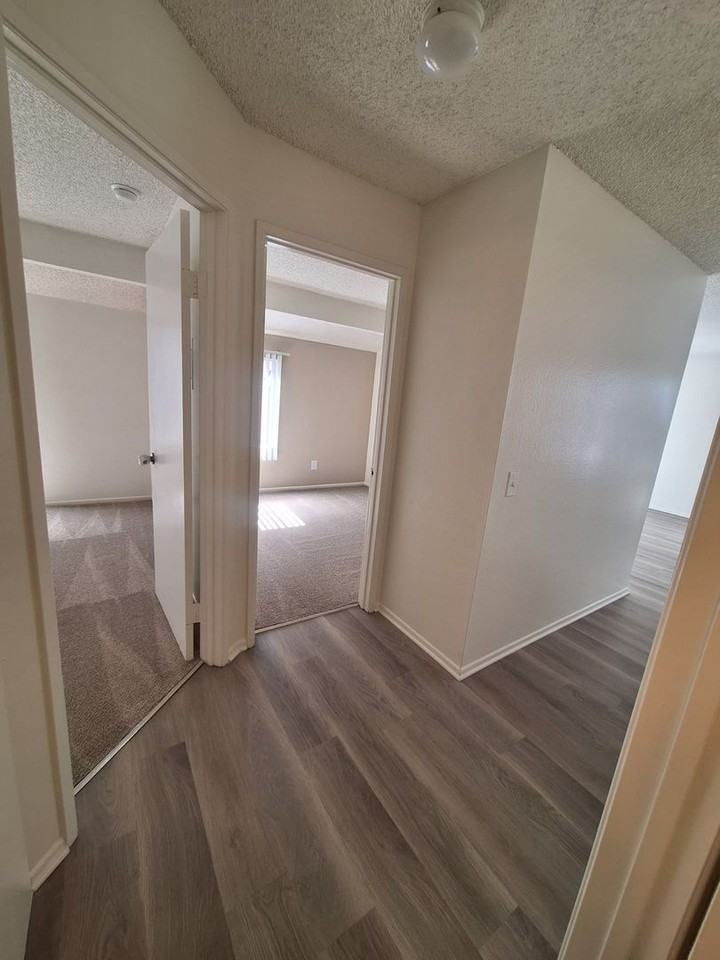 170 Amberway Apartments - Photo 6 of 18