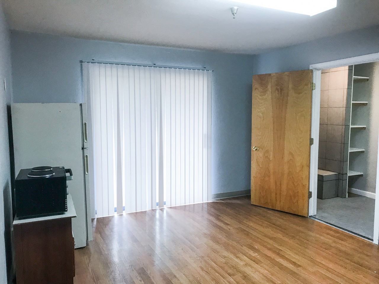 640 Filer Ave W - Photo 2 of 23