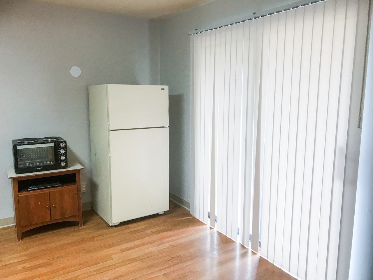 640 Filer Ave W - Photo 5 of 23