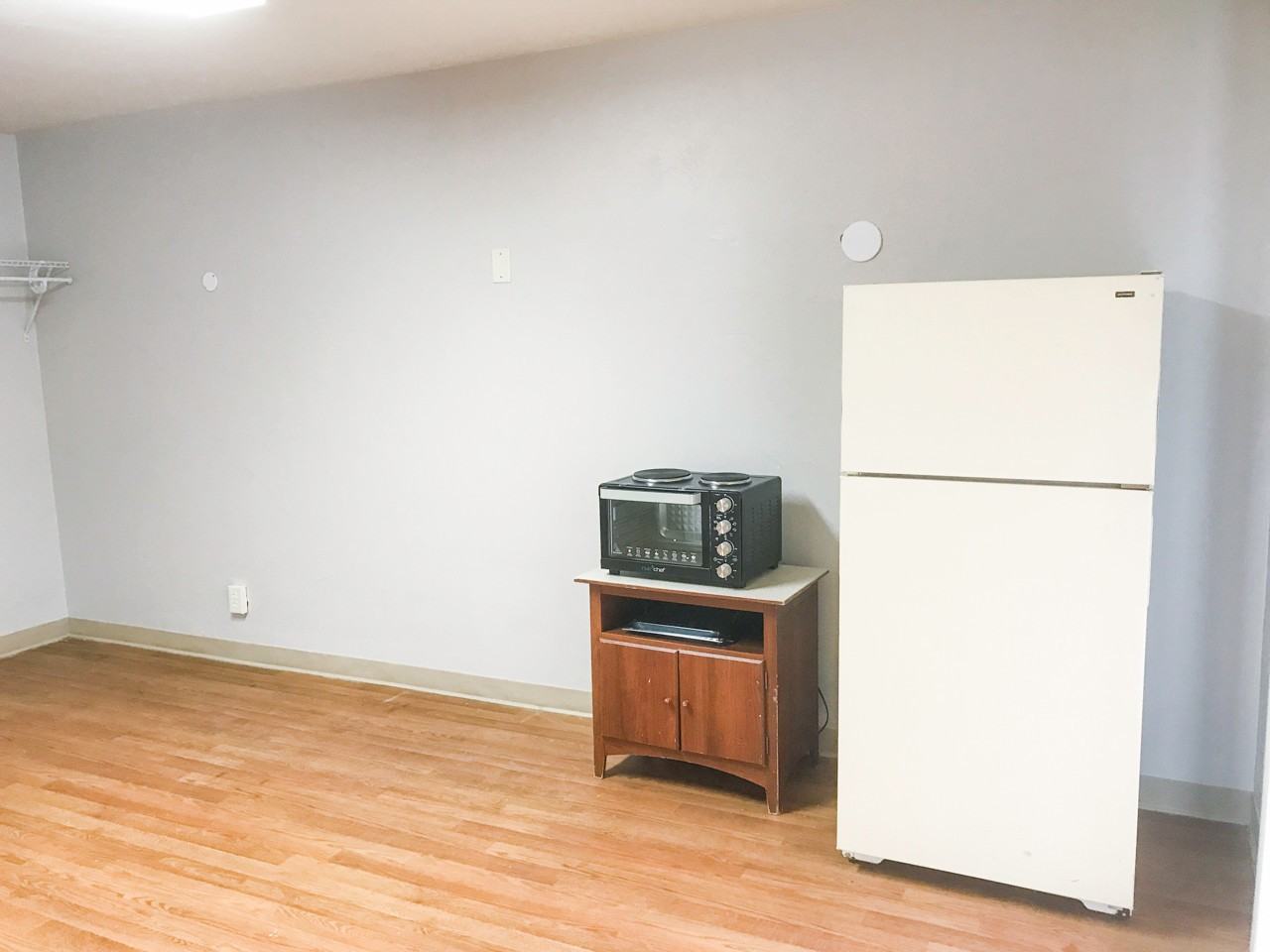 640 Filer Ave W - Photo 6 of 23