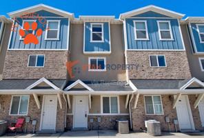 featured image of 8172 N Broken Spoke Ln