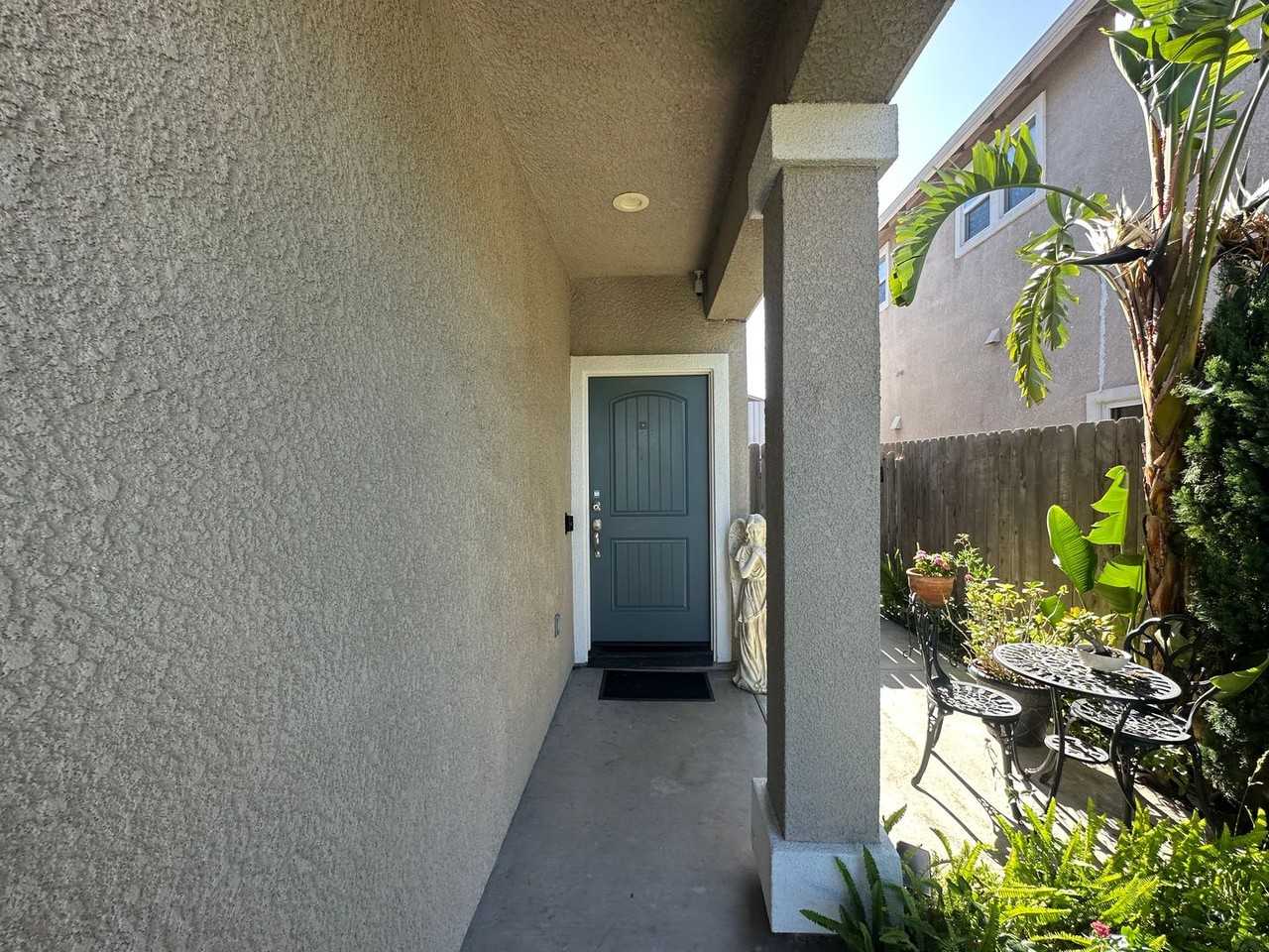 1453 Rosy Dawn Ln - Photo 2 of 25