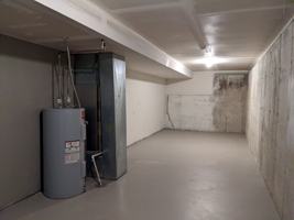 featured image of 261 Baker St