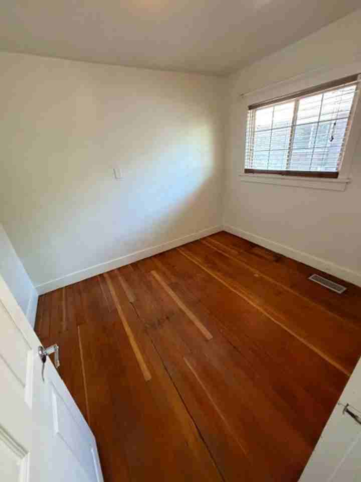 3225 S 500 E - Photo 6 of 13