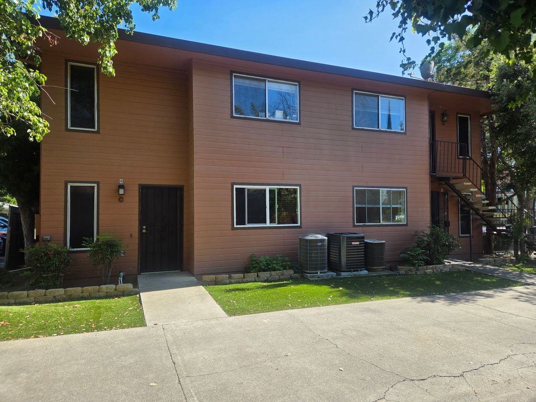 135 3rd St - Photo 2 of 4