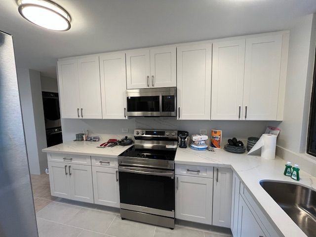 501 Hahaione St - Photo 5 of 13