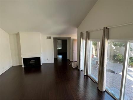 102 Tangerine - Photo 2 of 13