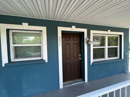 featured image of 2054 Arlington St