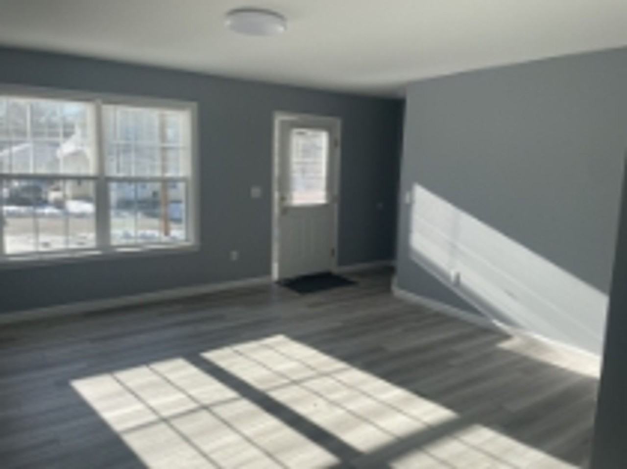 53 Oak Street 2BD Condo's - Photo 5 of 7