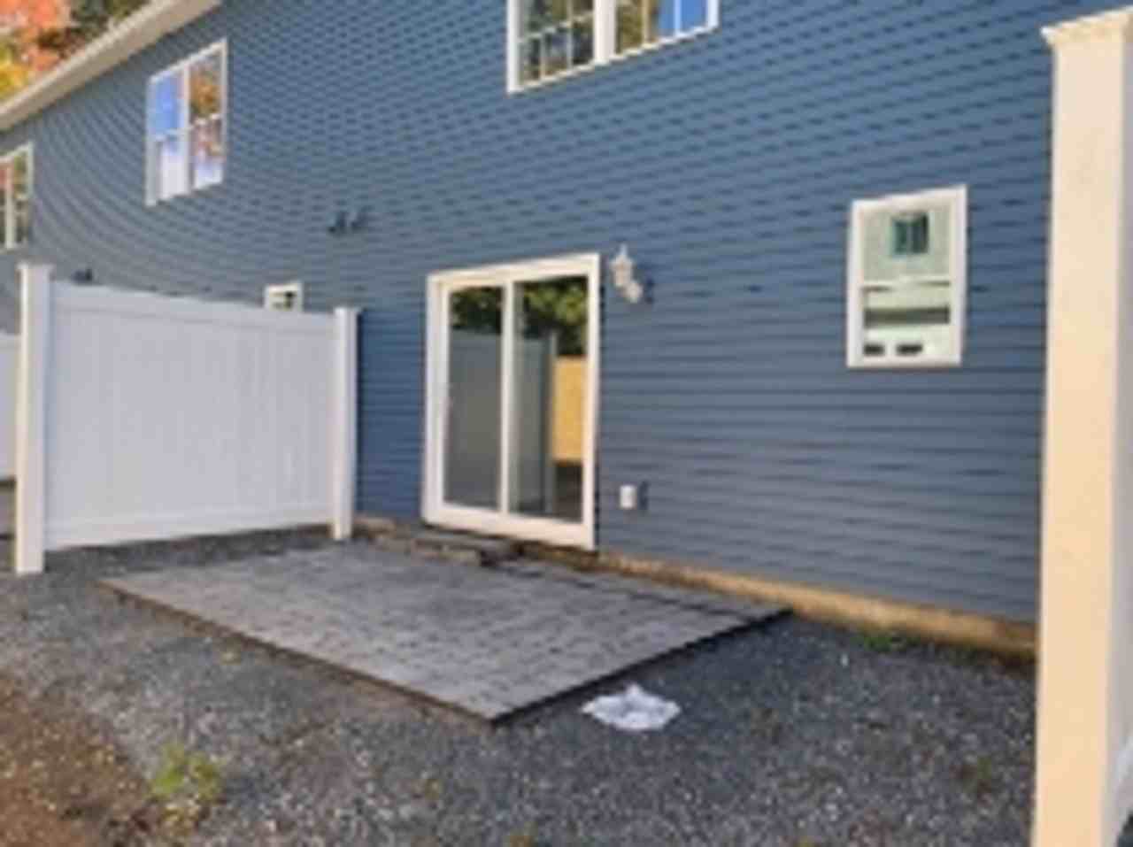53 Oak Street 2BD Condo's - Photo 6 of 7