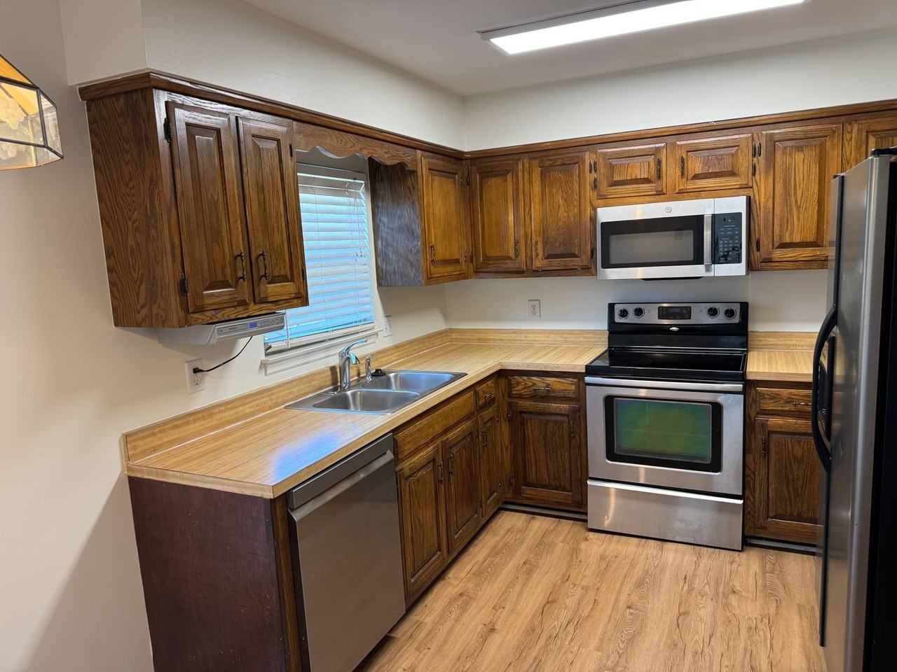 834 Brentwood Pt - Photo 5 of 26