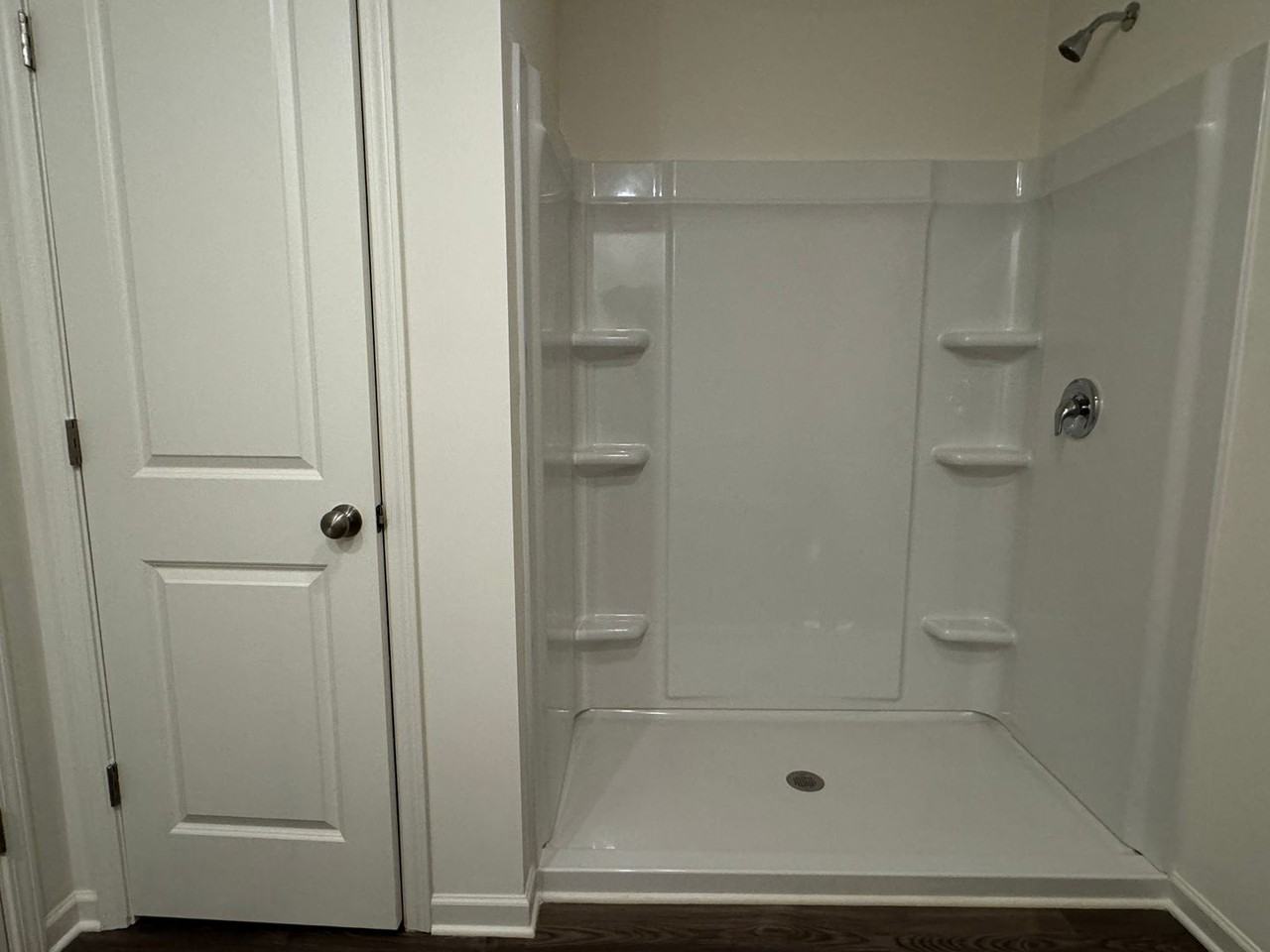 249 Isabella Way - Photo 4 of 26