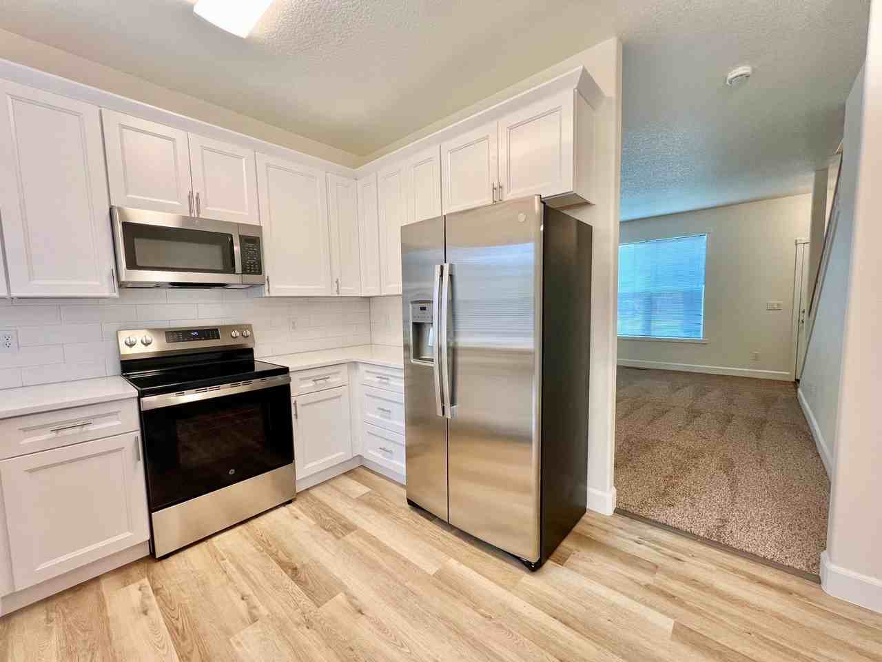 16775 Ne Halsey St - Photo 5 of 27