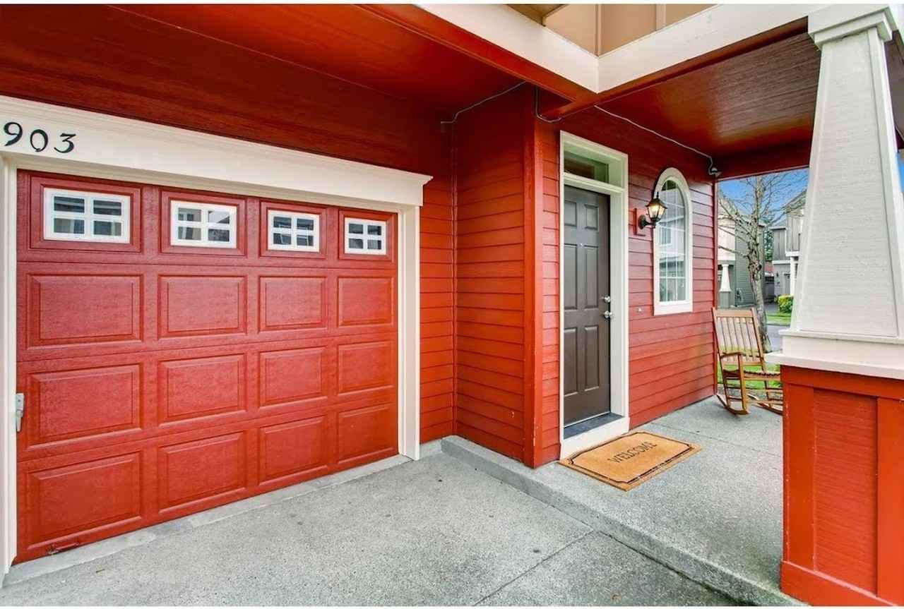 903 Se Elina Ave - Photo 4 of 36