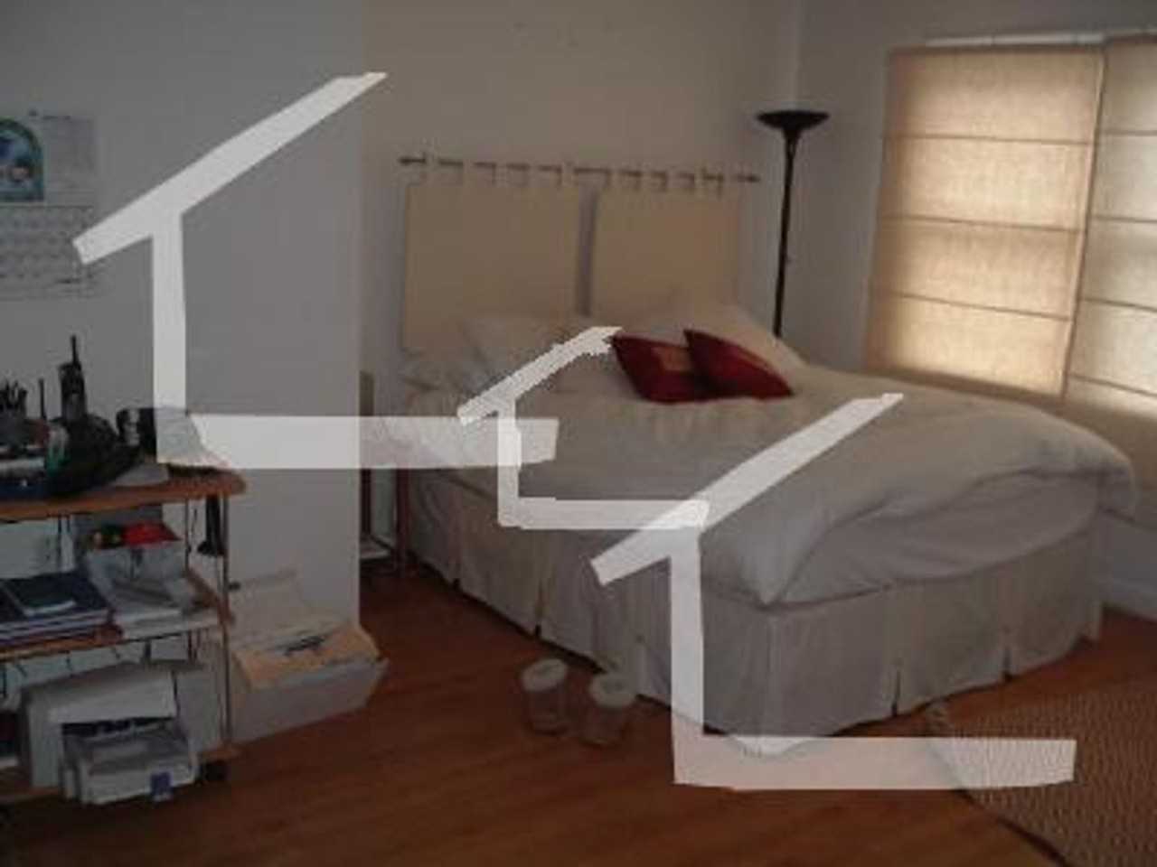 254 Allston St Apt B - Photo 4 of 30