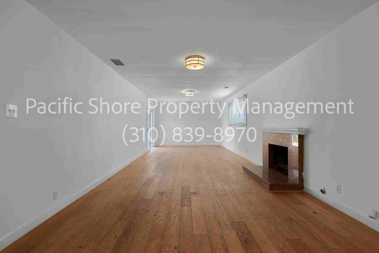 2884 Dunleer Pl - Photo 3 of 17