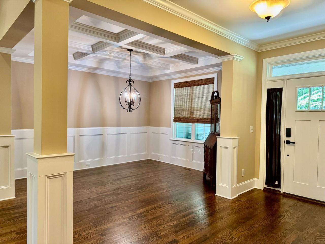 3658 Pleasants Ridge Dr - Photo 5 of 33