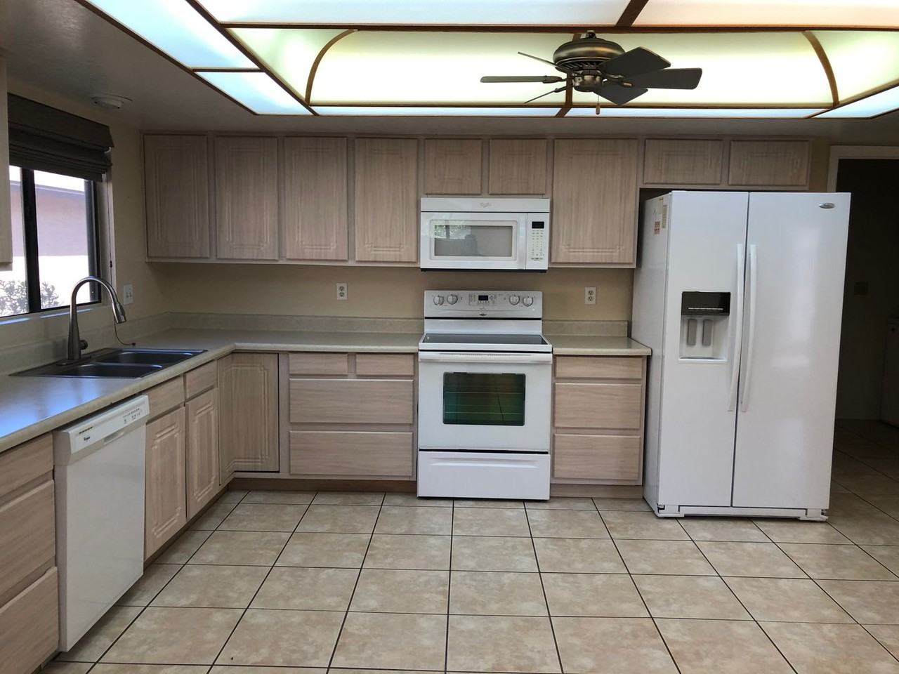 1887 Leisure World - Photo 5 of 50