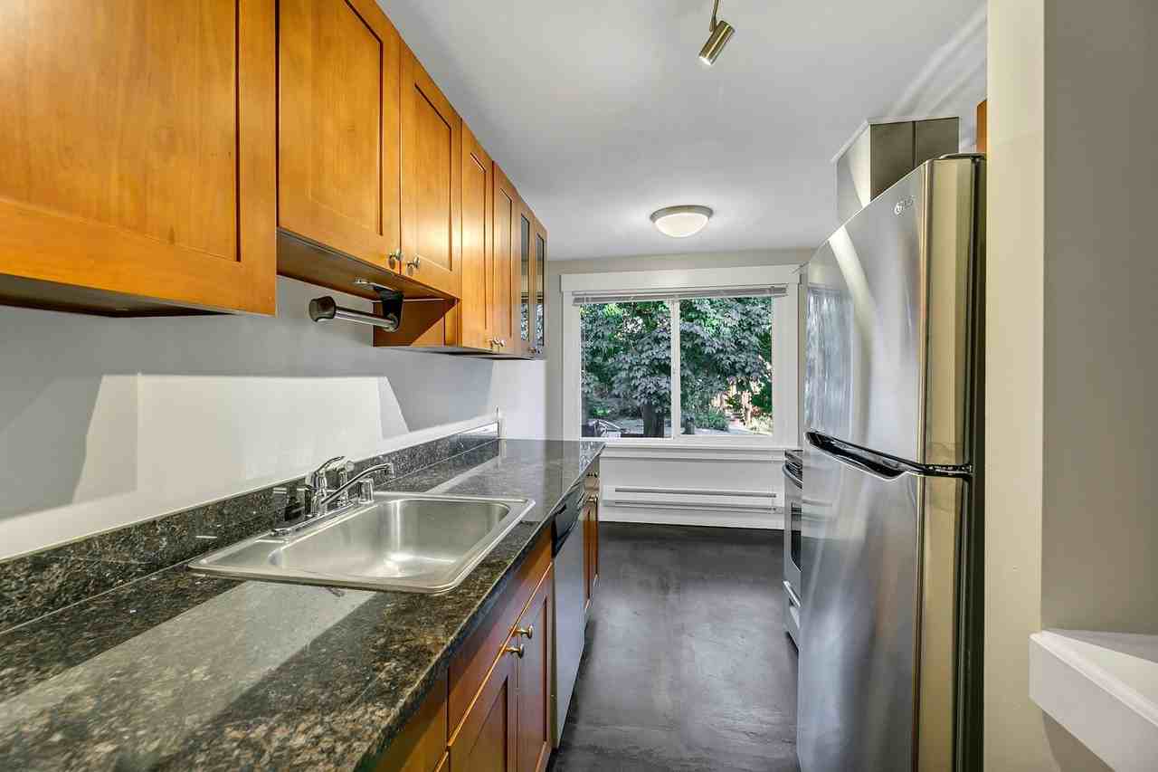805 26th Ave - Photo 2 of 14