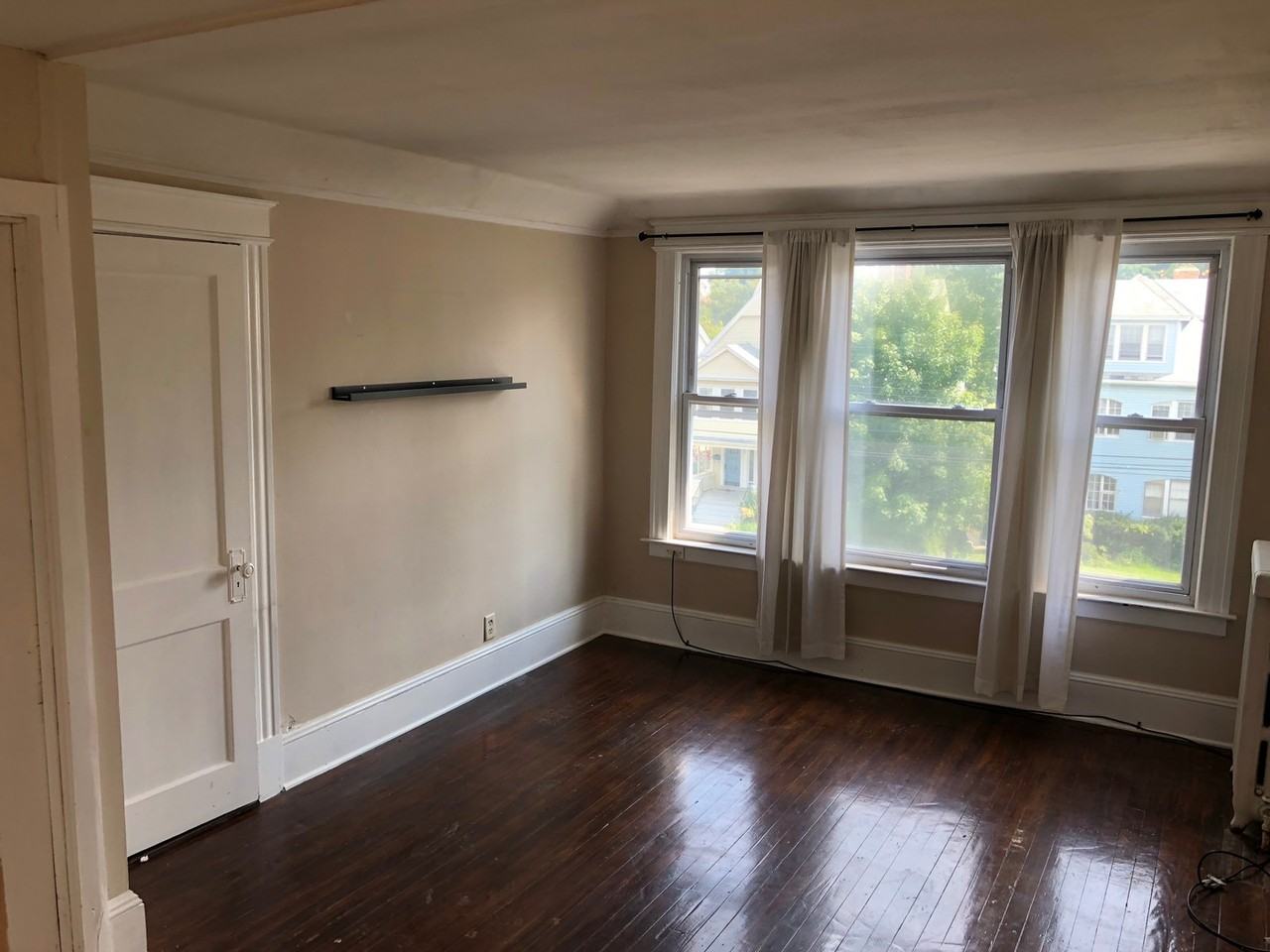 45 Maplewood Ave - Photo 3 of 39
